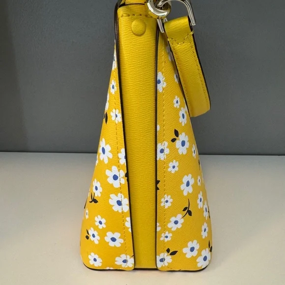 Kate Spade Darcy Bucket Bag - Picture 5 of 8